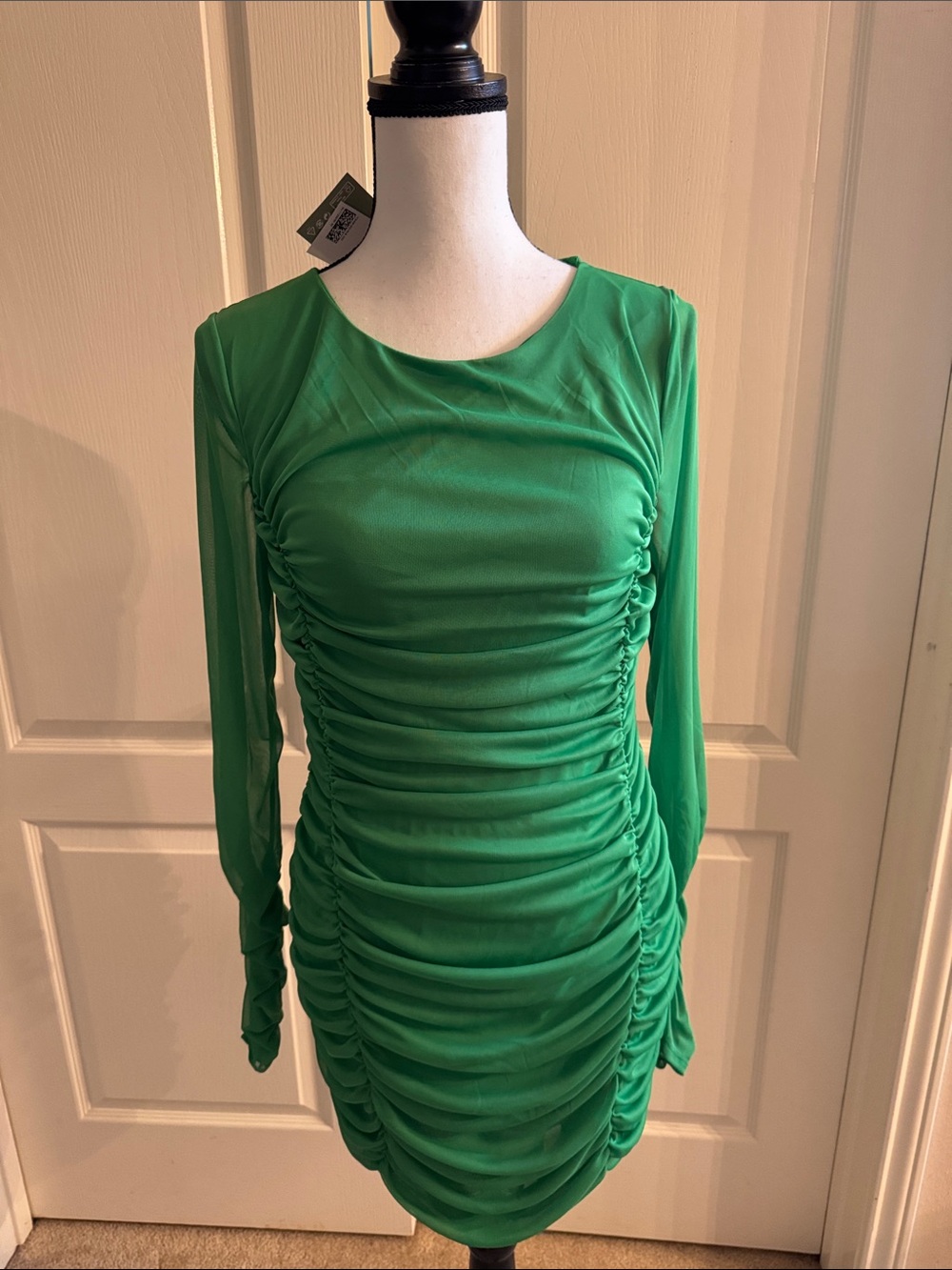 NEW H&M - Green Ruched Long-Sleeve Bodycon Dress - Size Large